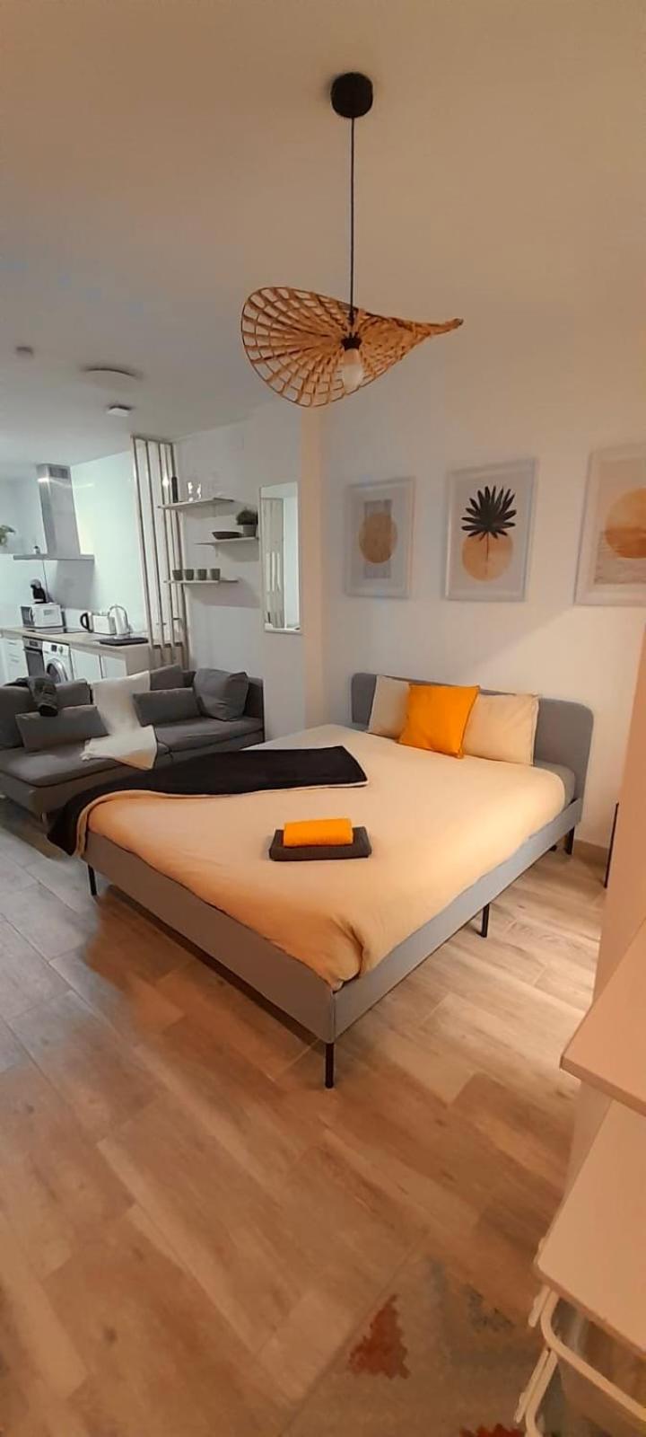 El Apartamentito De Zamarrilla Parking Gratis Incluido Malaga Luaran gambar
