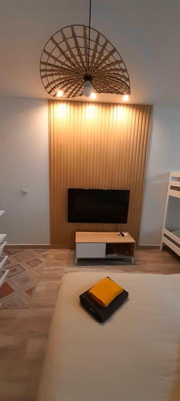 El Apartamentito De Zamarrilla Parking Gratis Incluido Malaga Luaran gambar